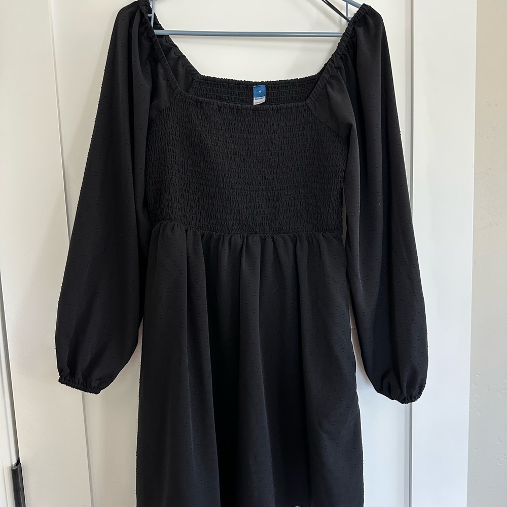 Old Navy Smocked Black Long Sleeve Dress